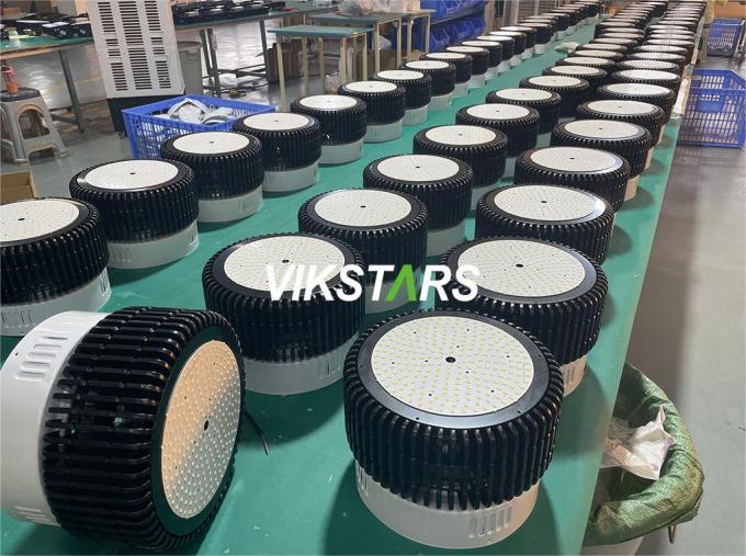 100W 150W 200W 250W آلومینیوم Fin LED چراغ های خلیج بالا برای روشنایی تجاری با بازتاب 9