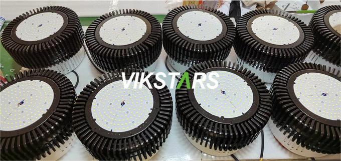 100W 150W 200W 250W آلومینیوم Fin LED چراغ های خلیج بالا برای روشنایی تجاری با بازتاب 12