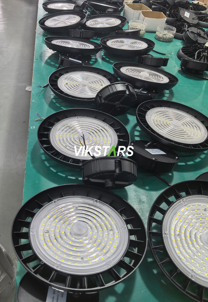 برای عمده فروشی LED UFO High Bay Lights انبار کارخانه نورپردازی لامپ های UFO IP65 لامپ های ضد آب 19