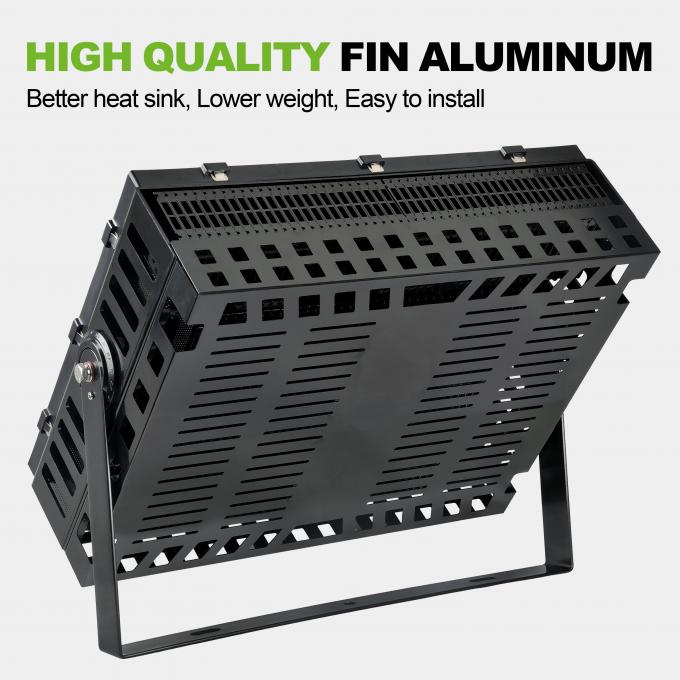 چراغ های سیلابی 400 وات 600 وات 1000 وات ضد آب 140Lm/W رفلکتور LED قیمت برای زمین ورزشی پروژکتورهای نور 3