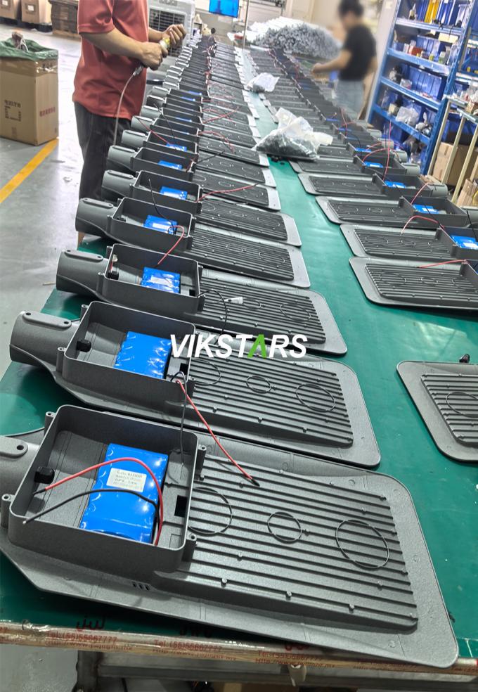 گرمترین فروش چراغ های خورشیدی LED 300W 500W 1600W برای پروژه روستای پارک صنعتی خیابان اصلی 29