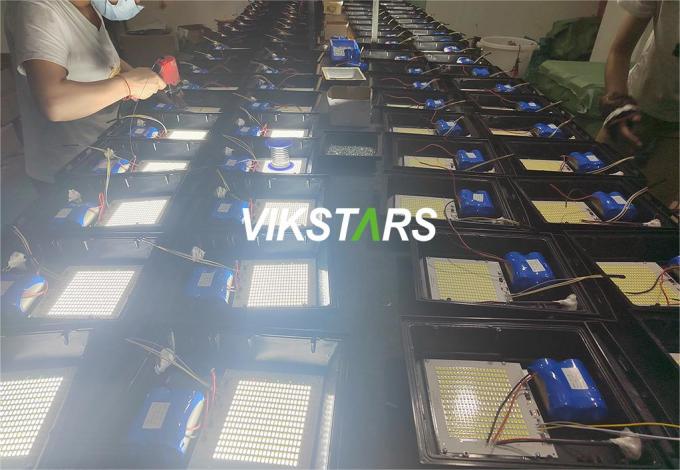 ارزان ترین قیمت ABS چراغ های خورشیدی 30w 60w 100w 200w برای راه پارک باغ 26